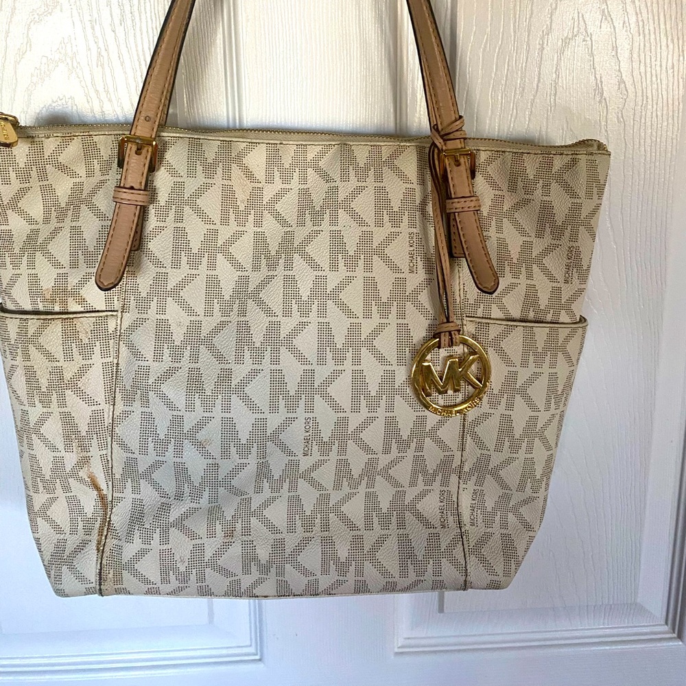 Michael Kors Cream Jet Set Tote